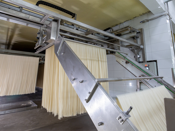 Machine de découpe de nouilles en bâton séché
