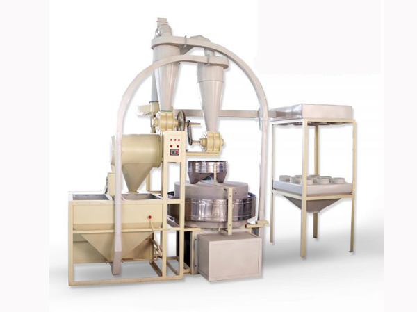 Petite machine à fabriquer de la farine de blé