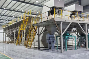 Fabricant d’une ligne de production automatique de matériaux réfractaires