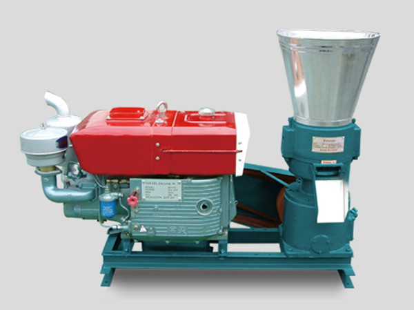 Machine à granuler de petite taille à moteur diesel pour l'alimentation des oies