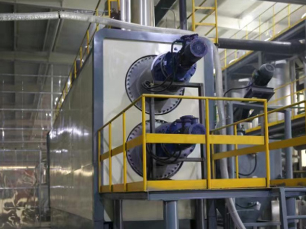 Machine de raffinage et de désulfuration de l'huile de pyrolyse de pneus usagés