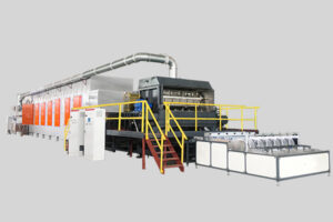 Fabricant de ligne de production automatique de plateaux d’œufs pour le moulage de la pâte à papier par mouvement alternatif