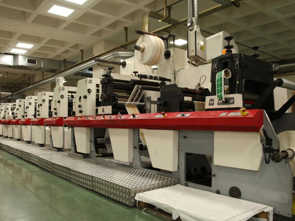 Fabricant de ligne de production automatique d'adhésifs thermofusibles